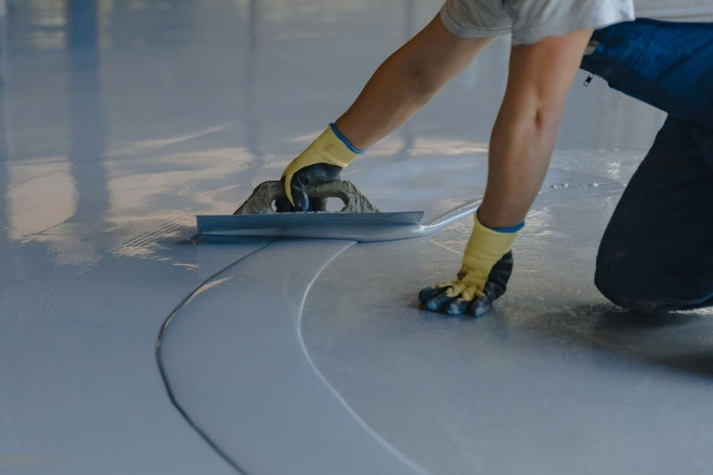 Top 4 Garage Floor Epoxy Coatings For 2023 Epoxypluspro   Istockphoto 1295831127 1024x1024 Transformed 1 1 